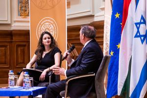 10_a_pivotal_year_2026-2